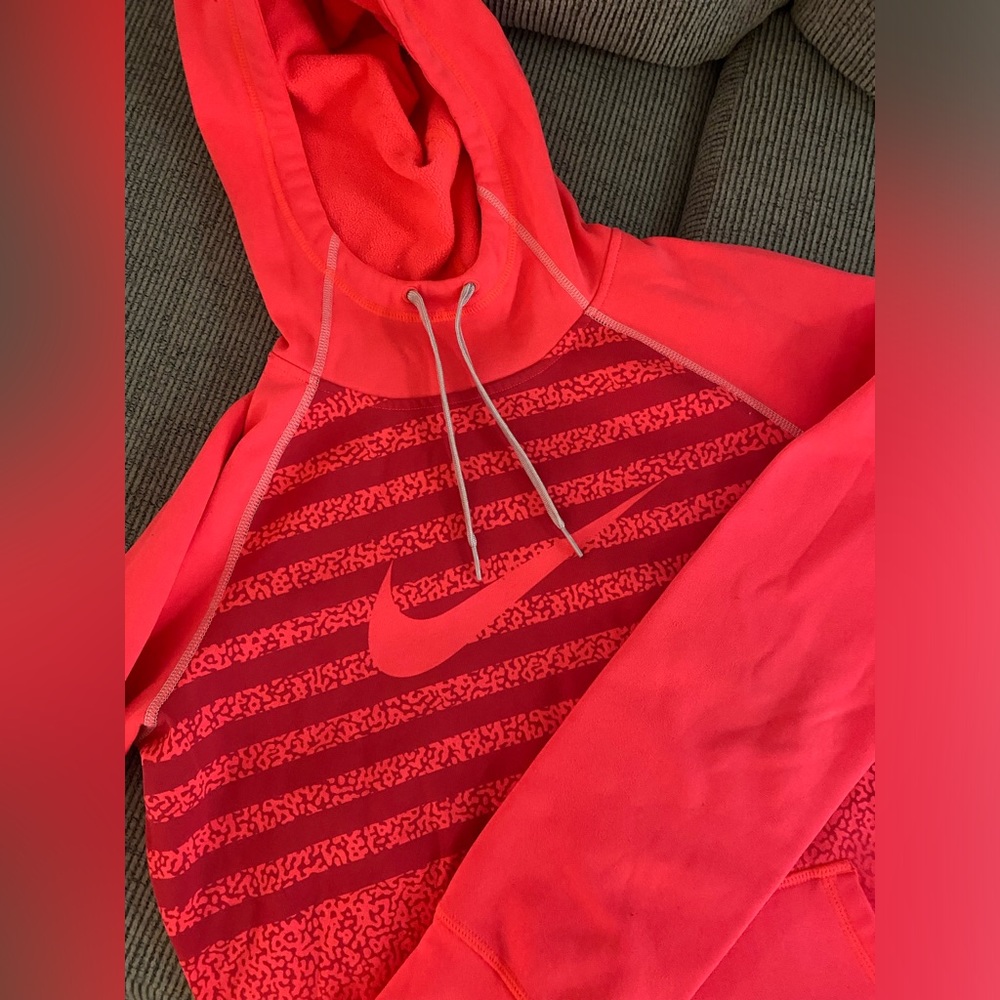 Nike ThermaFit Fleece Lined Athleisure Hoodie